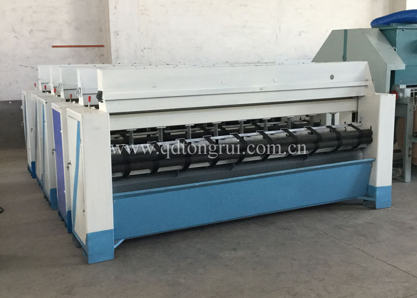 Multiple needle electric control sewing quilt machine