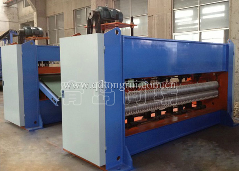 TR needle-punching machine