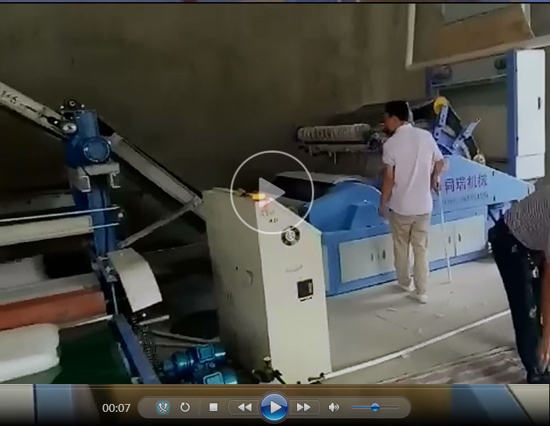 Small mesh - free quilt production line